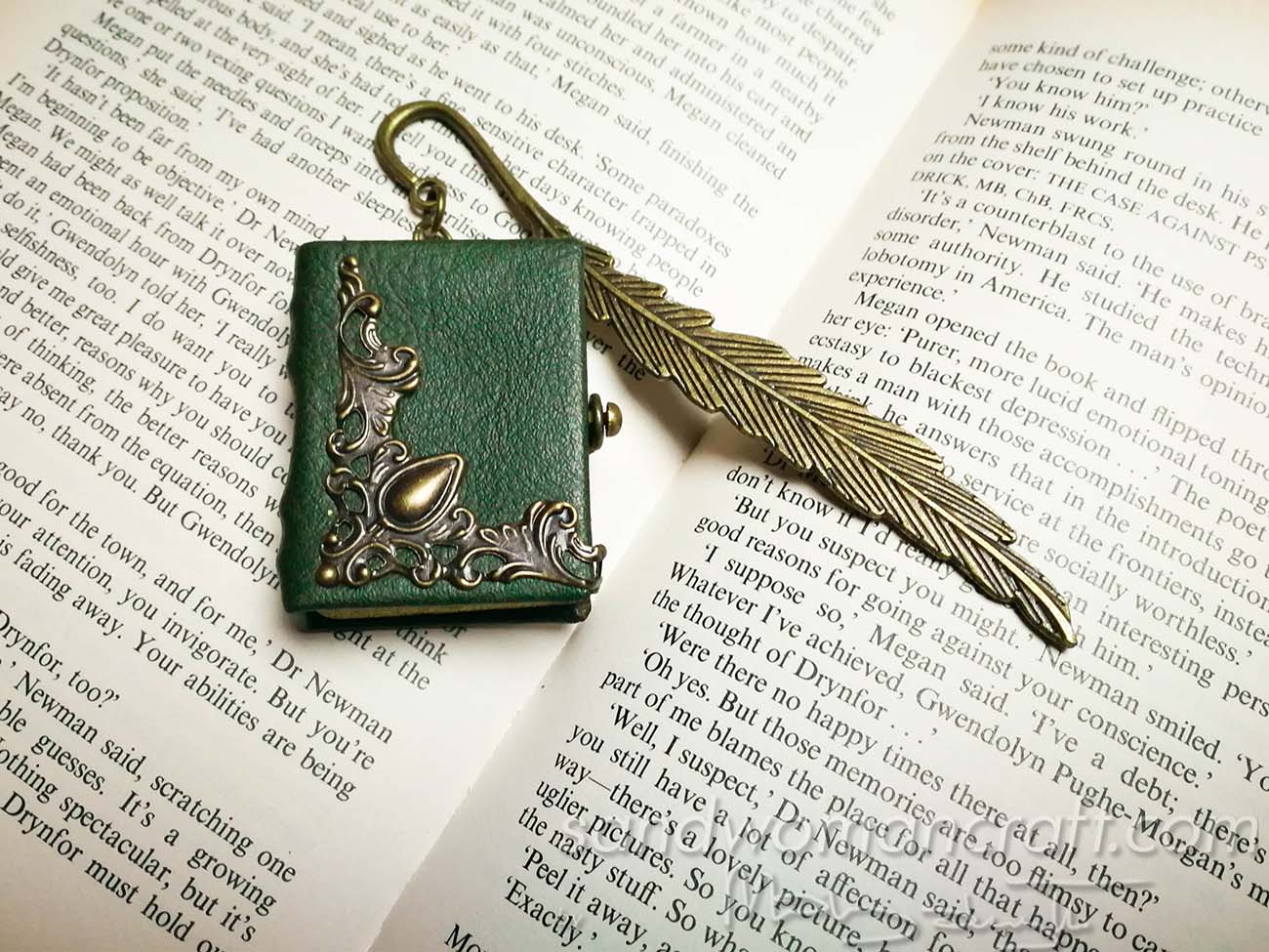 Unique bookmark page marker for reading and books lovers